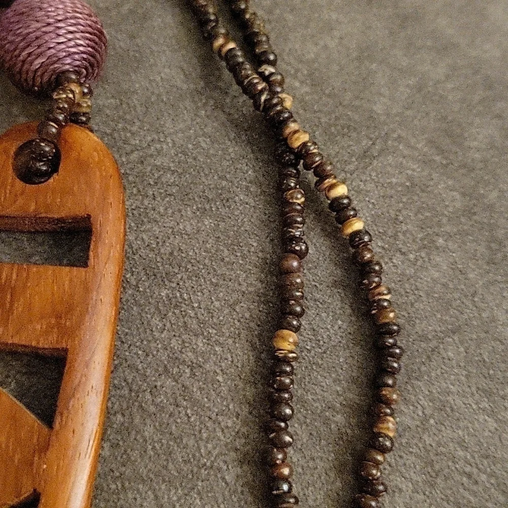 Vtg Long Wood Carved Ethnic Pendant Horn Beaded Lavalier Hippie Necklace